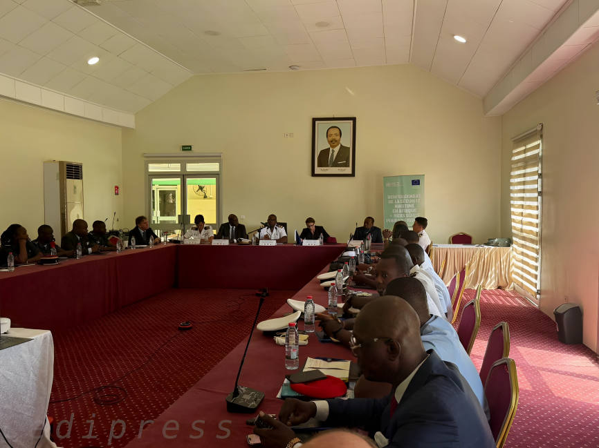 🇨🇲🇪🇺🌊 Coopération Cameroun - Espagne : Le Patrouilleur BAM Meteoro en escale à Duala pour renforcer la sécurité maritime dans le Golfe de Guinée. 4 cooperation-cameroun-espagne-le-patrouilleur-bam-meteoro-en-escale-a-douala-pour-renforcer-la-securite-maritime-dans-le-golfe-de-guinee-3